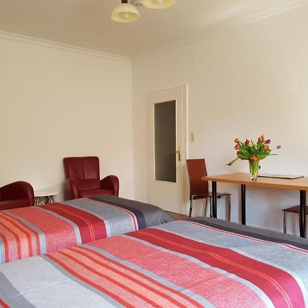 Ferienwohnung Im Zentrum Hannover City, Ruhig, Hbf- Naehe, Freie Oeffentliche Parkplaetze Ngoại thất bức ảnh